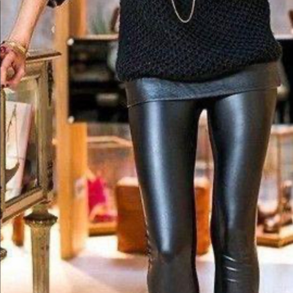 High wasted faux leather leggings